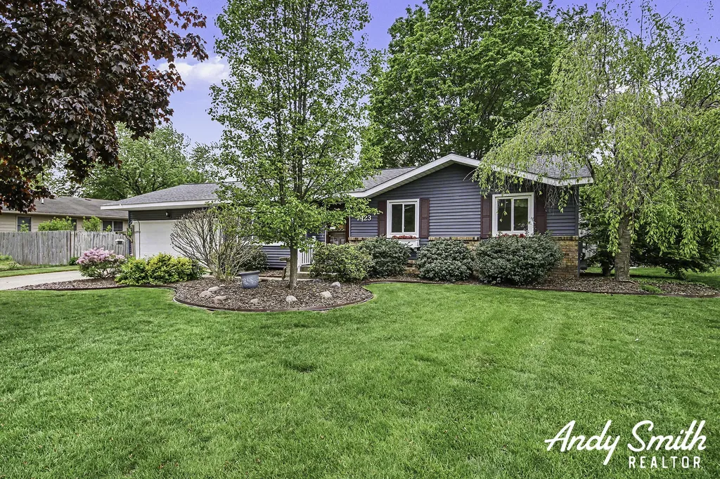 7423 Roselane Avenue Georgetown Charter Township MI 49428