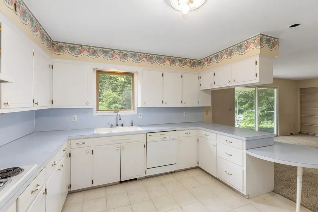 13885 Windemere Drive NW Tallmadge Charter Township MI 49534