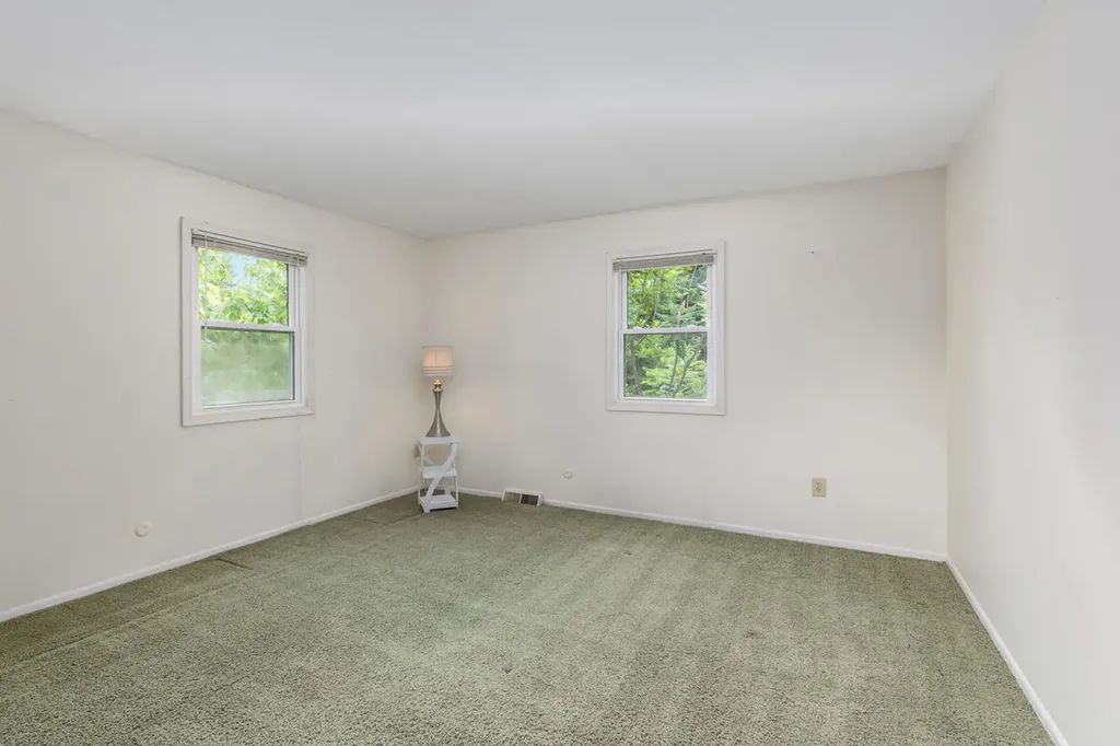 13885 Windemere Drive NW Tallmadge Charter Township MI 49534