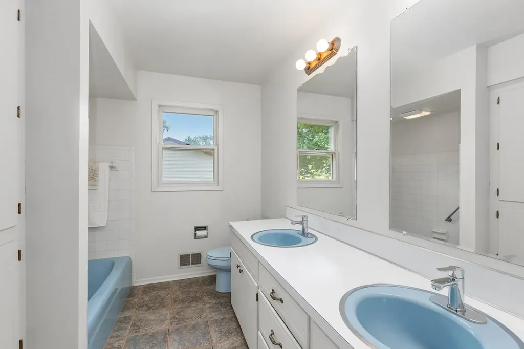 13885 Windemere Drive NW Tallmadge Charter Township MI 49534