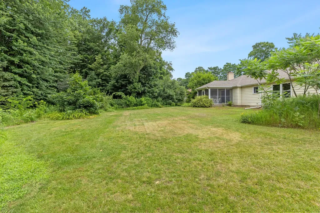 13885 Windemere Drive NW Tallmadge Charter Township MI 49534