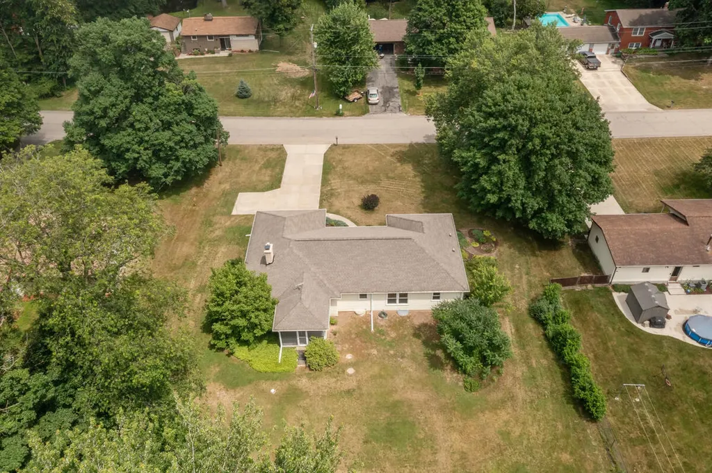 13885 Windemere Drive NW Tallmadge Charter Township MI 49534