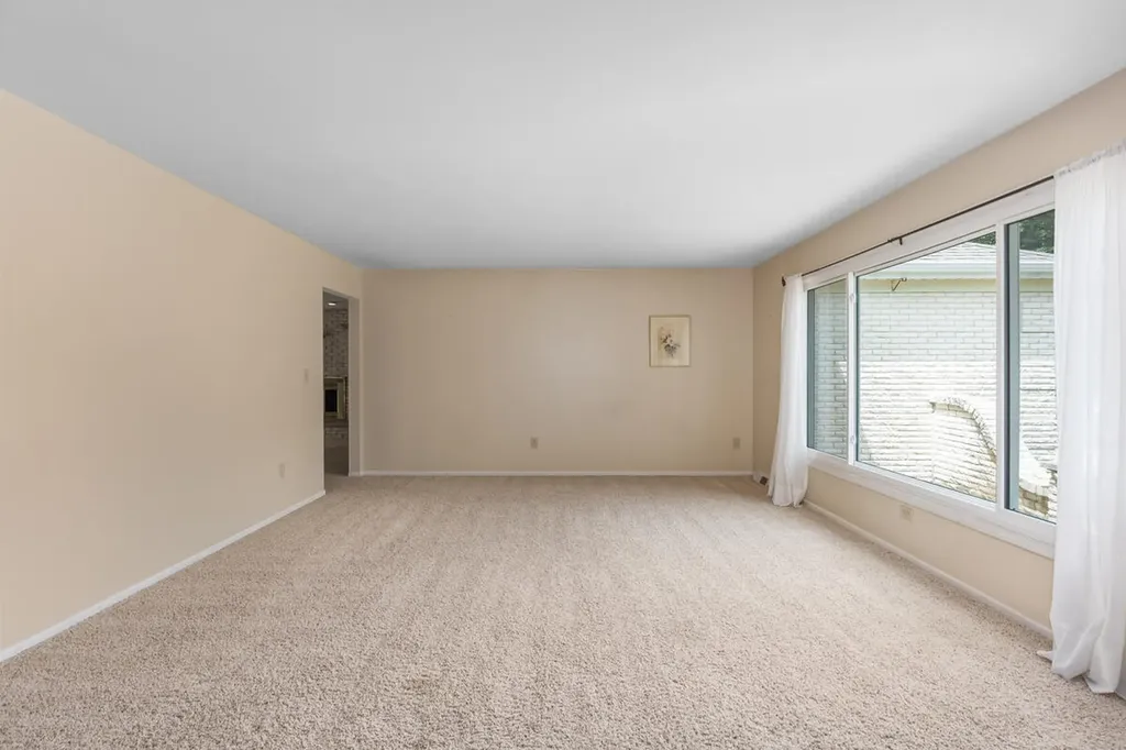 13885 Windemere Drive NW Tallmadge Charter Township MI 49534