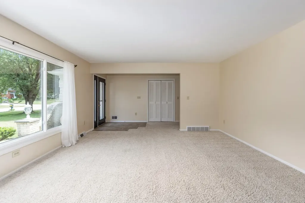 13885 Windemere Drive NW Tallmadge Charter Township MI 49534