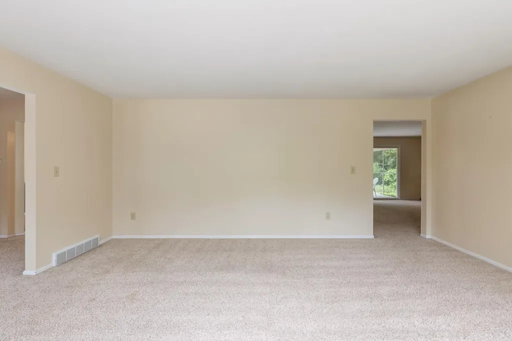 13885 Windemere Drive NW Tallmadge Charter Township MI 49534