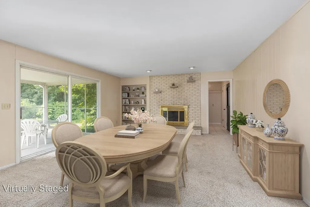 13885 Windemere Drive NW Tallmadge Charter Township MI 49534