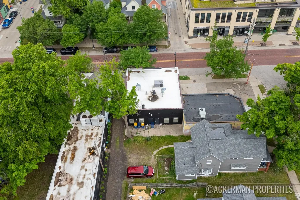 1052 Wealthy Street SE Grand Rapids City MI 49506