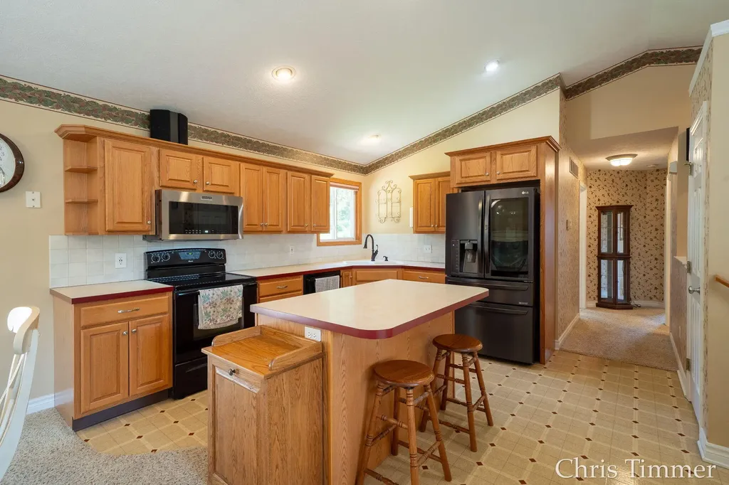 9777 Jane Drive Holland Charter Township MI 49464