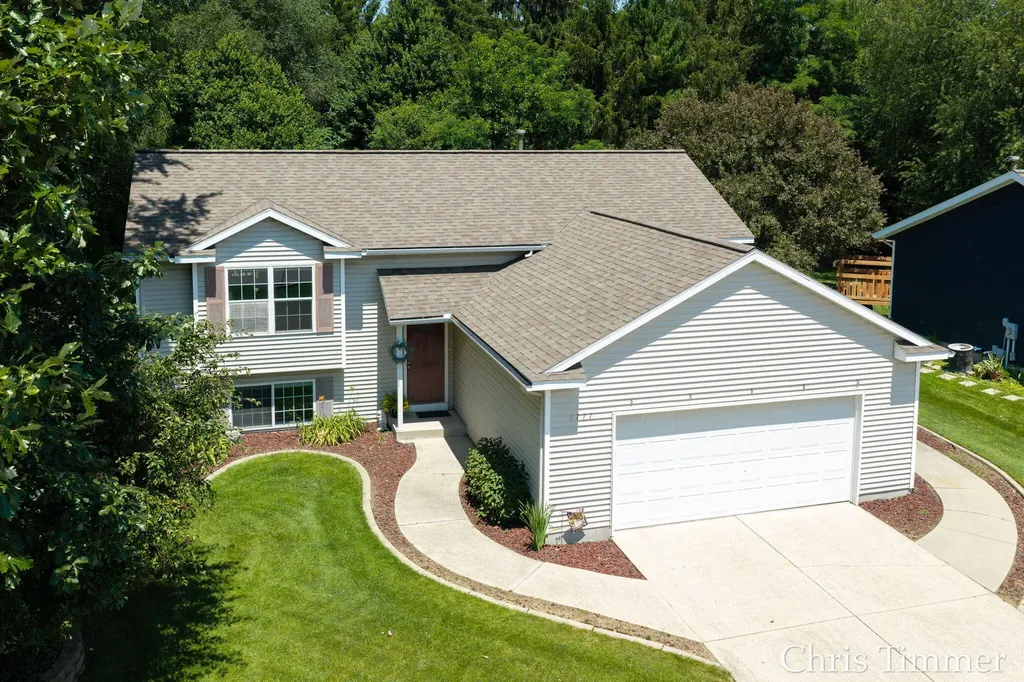 9777 Jane Drive Holland Charter Township MI 49464
