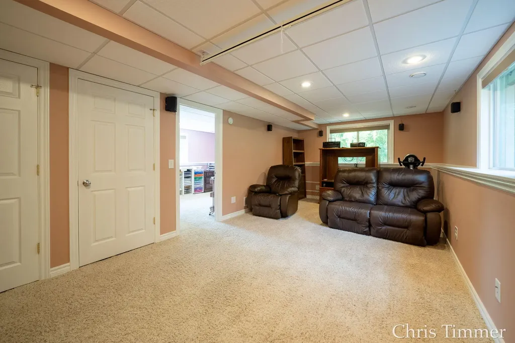 9777 Jane Drive Holland Charter Township MI 49464