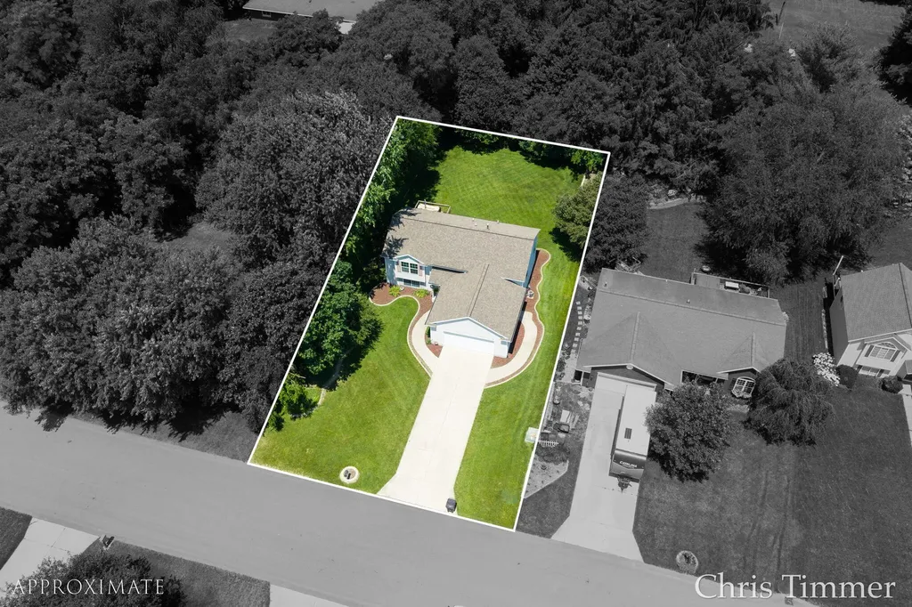 9777 Jane Drive Holland Charter Township MI 49464