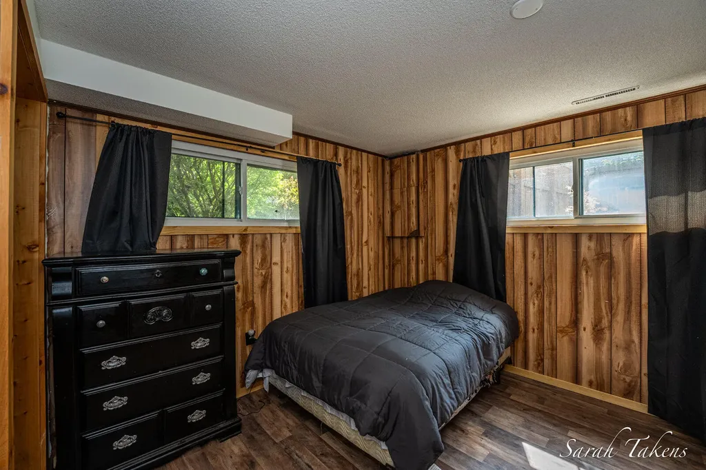 3860 E Pontaluna Road Fruitport Charter Township MI 49415