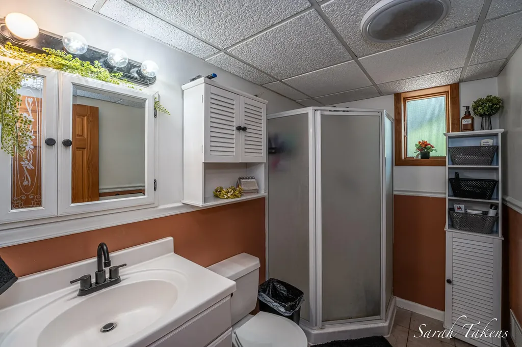 3860 E Pontaluna Road Fruitport Charter Township MI 49415