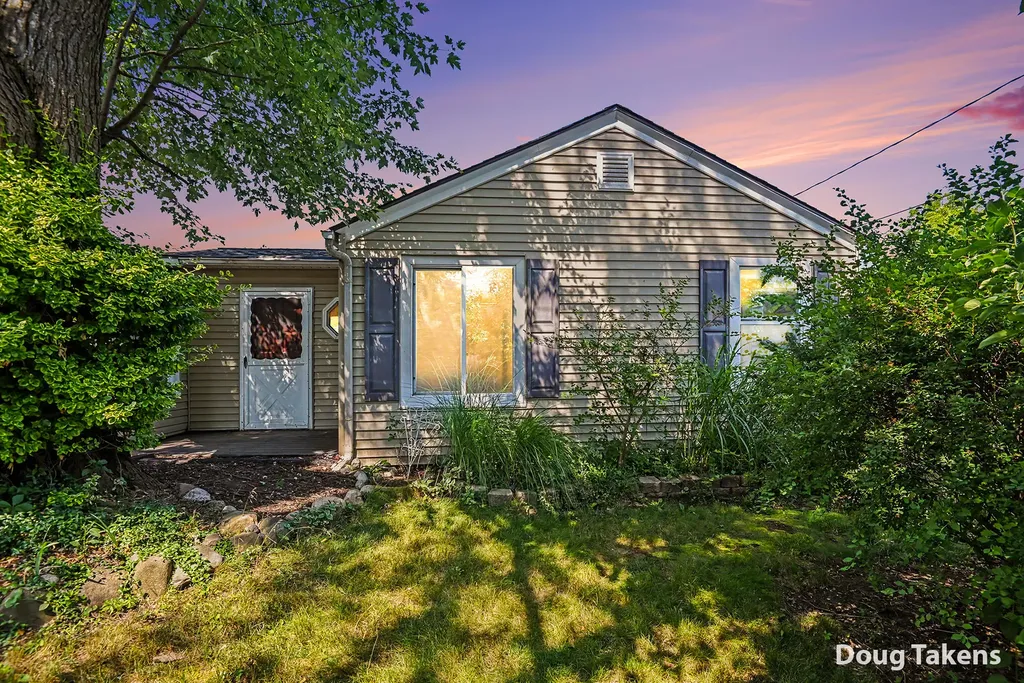 3441 Buchanan Avenue SW Wyoming City MI 49548