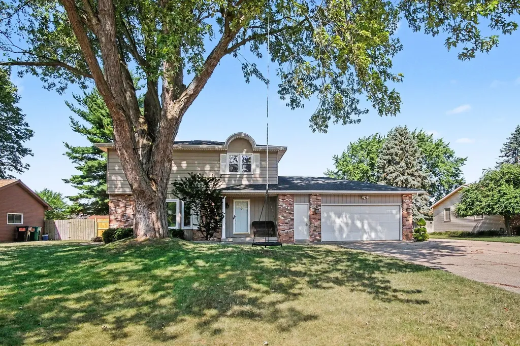 8229 Mellowwood Drive Georgetown Charter Township MI 49428