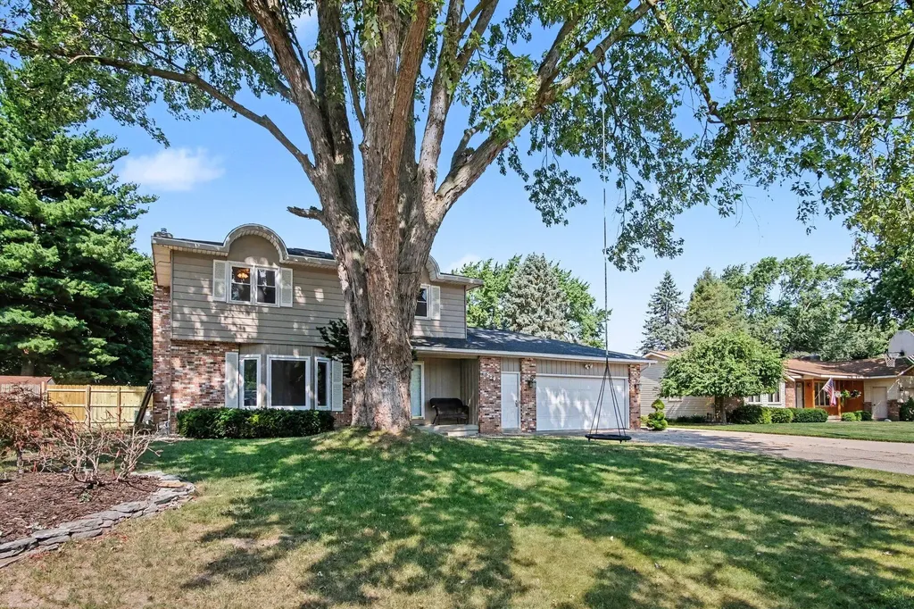 8229 Mellowwood Drive Georgetown Charter Township MI 49428