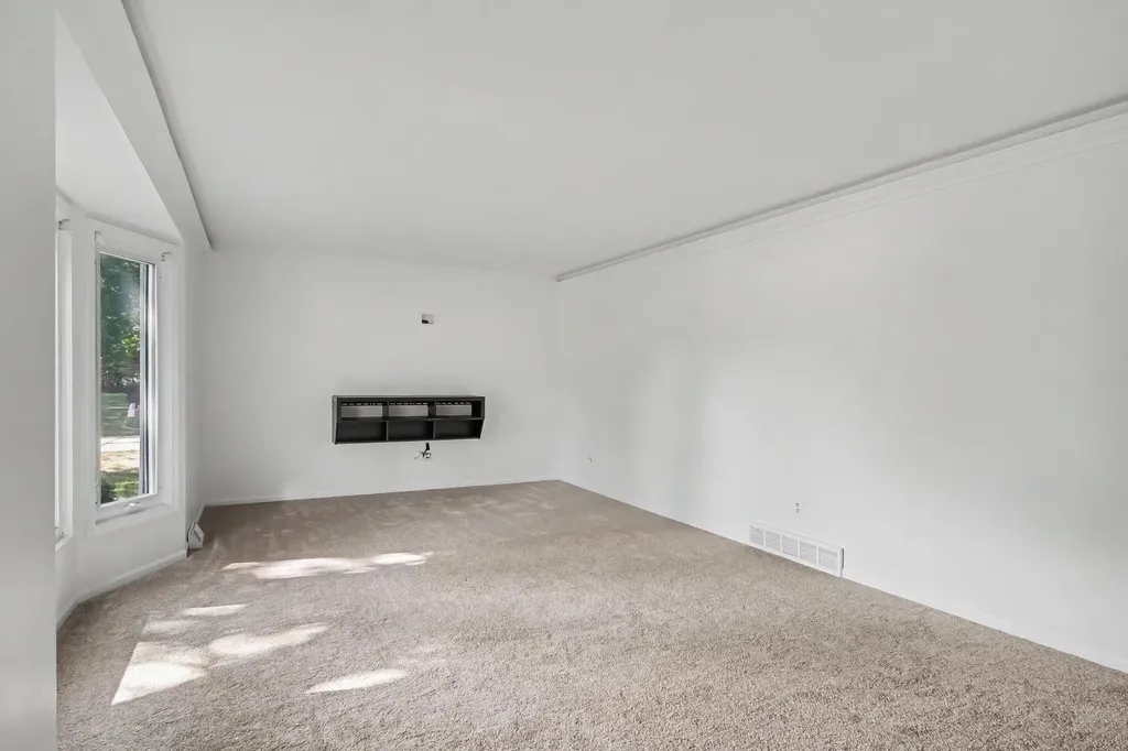 8229 Mellowwood Drive Georgetown Charter Township MI 49428