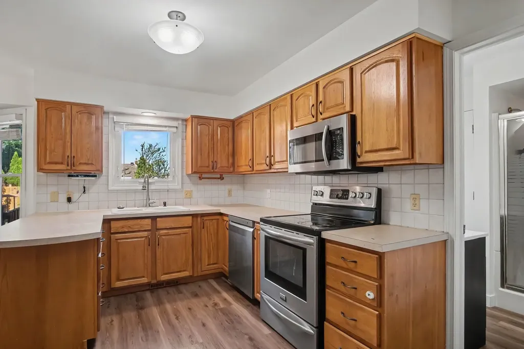 8229 Mellowwood Drive Georgetown Charter Township MI 49428