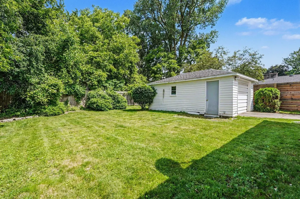 1234 Fay Avenue NW Grand Rapids City MI 49504