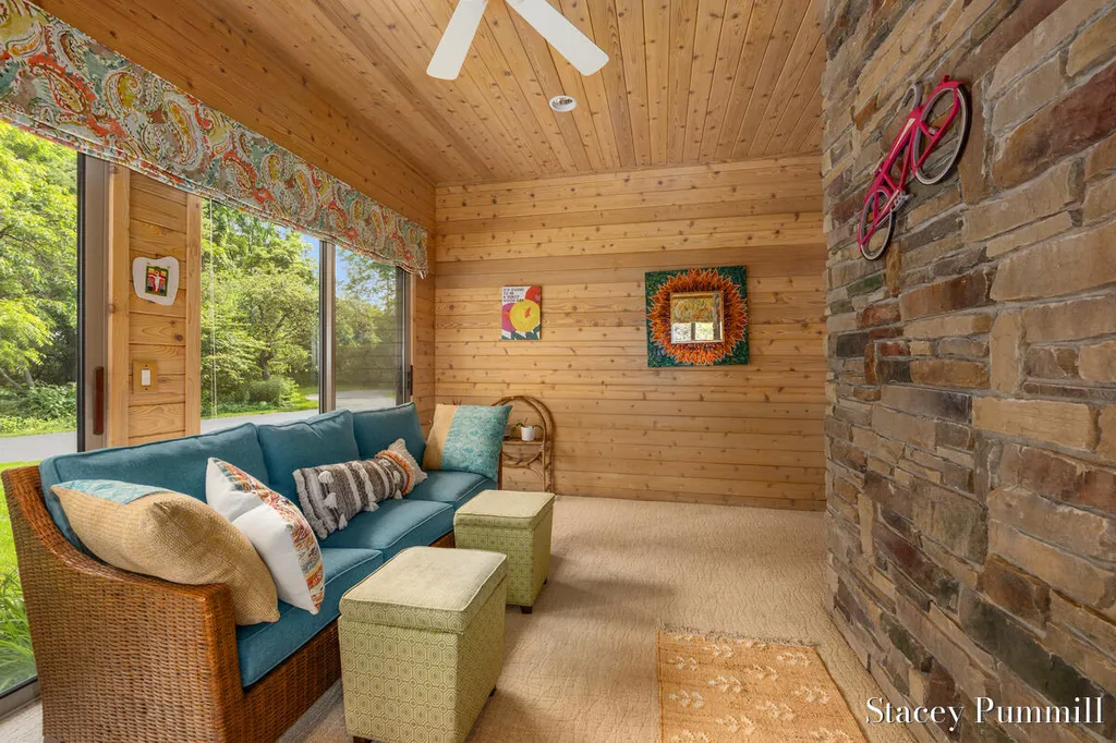 9171 Conservancy Drive NE Ada Township MI 49301