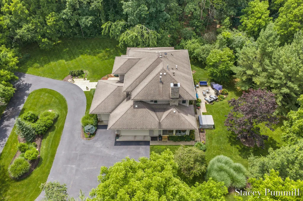9171 Conservancy Drive NE Ada Township MI 49301