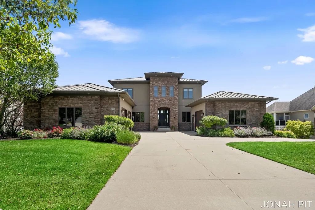 5714 Nelson Drive Georgetown Charter Township MI 49426