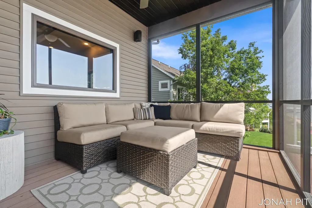 5714 Nelson Drive Georgetown Charter Township MI 49426