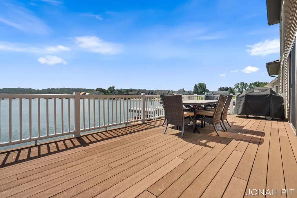 5714 Nelson Drive Georgetown Charter Township MI 49426