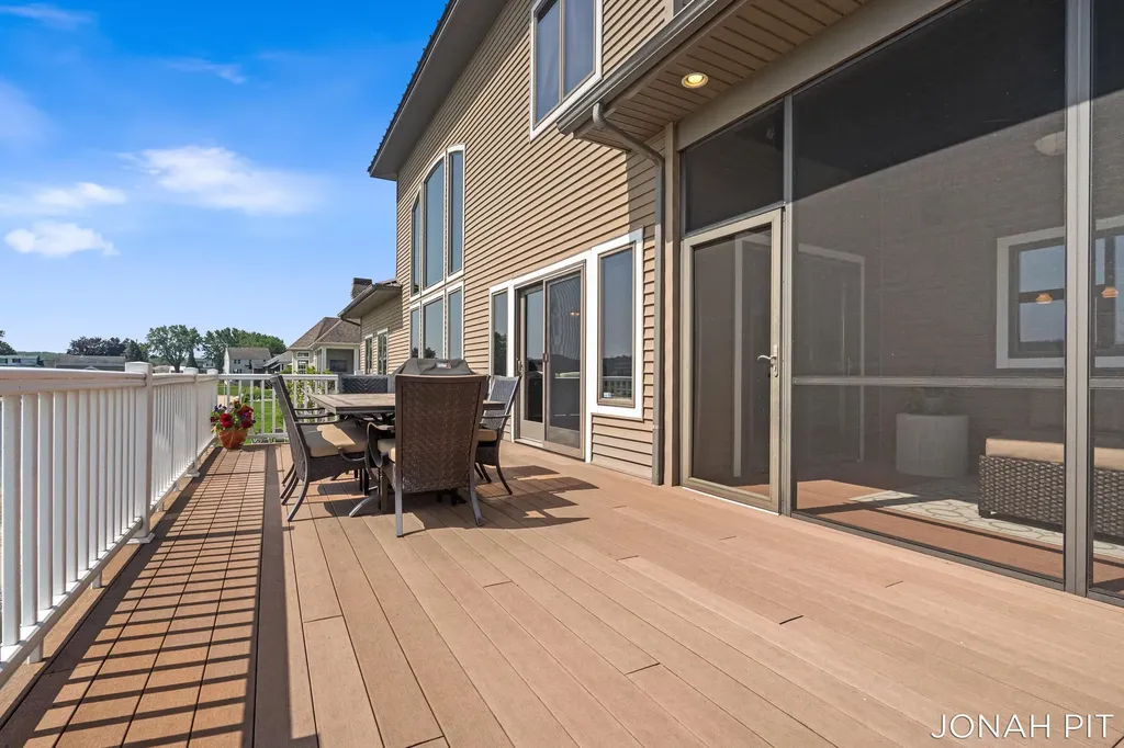 5714 Nelson Drive Georgetown Charter Township MI 49426