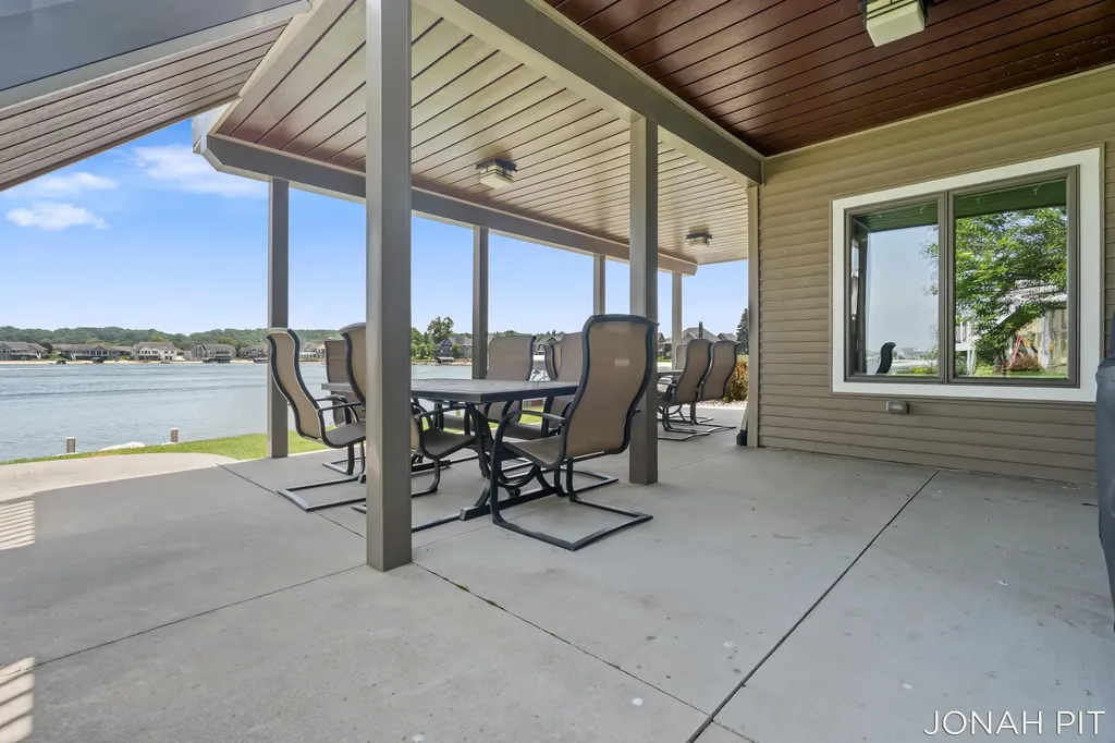 5714 Nelson Drive Georgetown Charter Township MI 49426