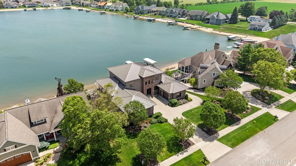 5714 Nelson Drive Georgetown Charter Township MI 49426