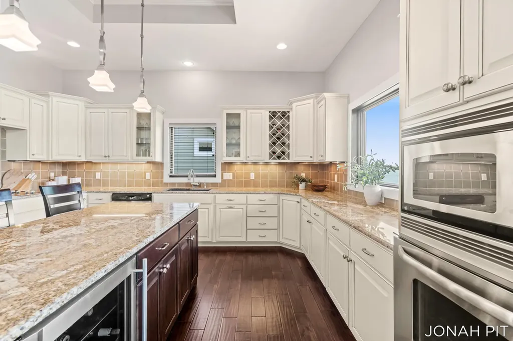 5714 Nelson Drive Georgetown Charter Township MI 49426