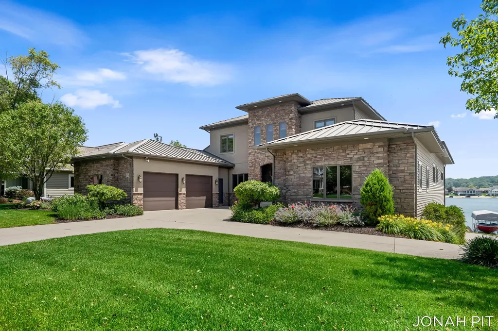 5714 Nelson Drive Georgetown Charter Township MI 49426