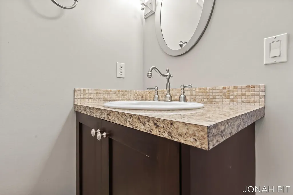 5714 Nelson Drive Georgetown Charter Township MI 49426