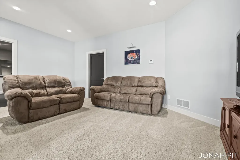 5714 Nelson Drive Georgetown Charter Township MI 49426