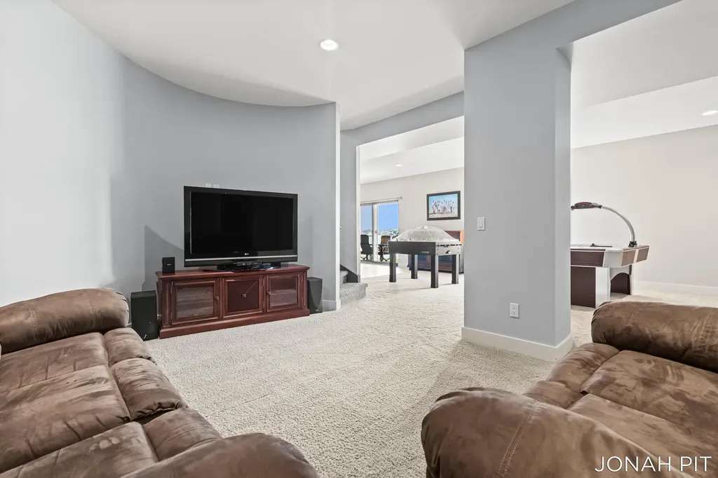 5714 Nelson Drive Georgetown Charter Township MI 49426