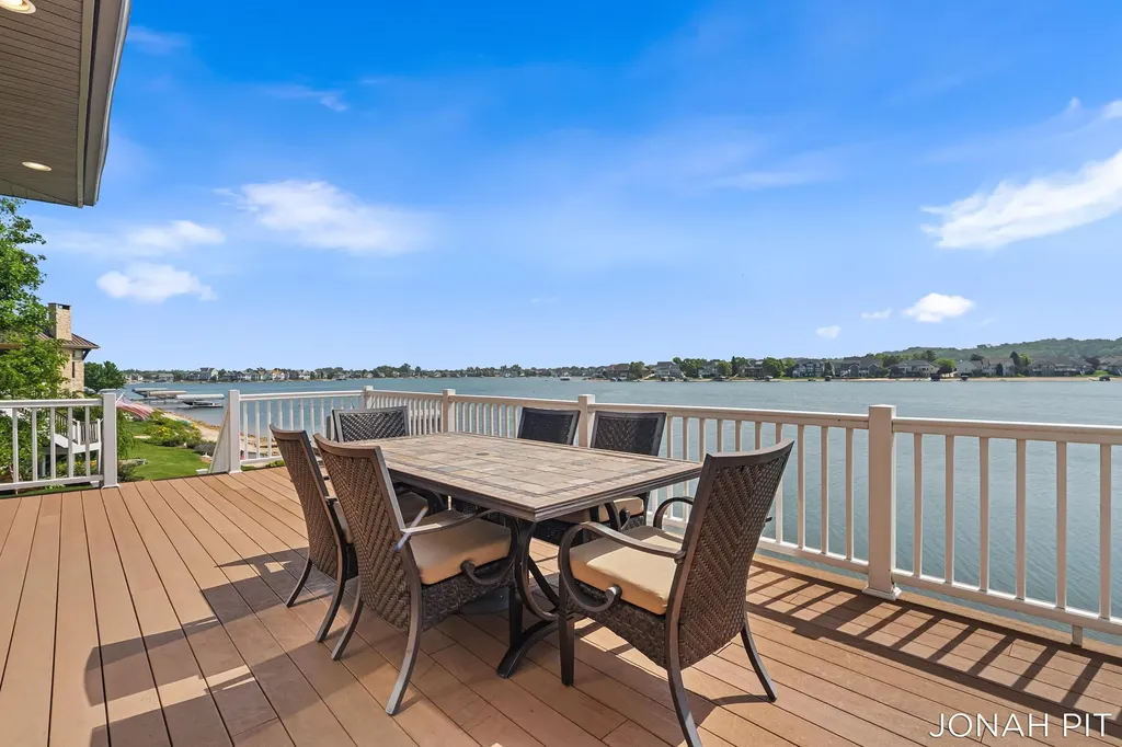 5714 Nelson Drive Georgetown Charter Township MI 49426