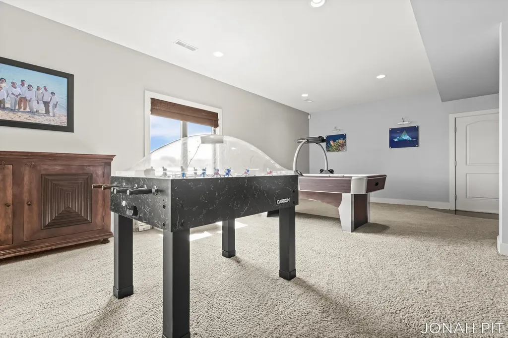 5714 Nelson Drive Georgetown Charter Township MI 49426