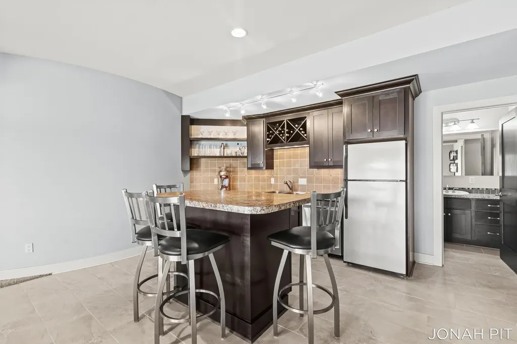 5714 Nelson Drive Georgetown Charter Township MI 49426