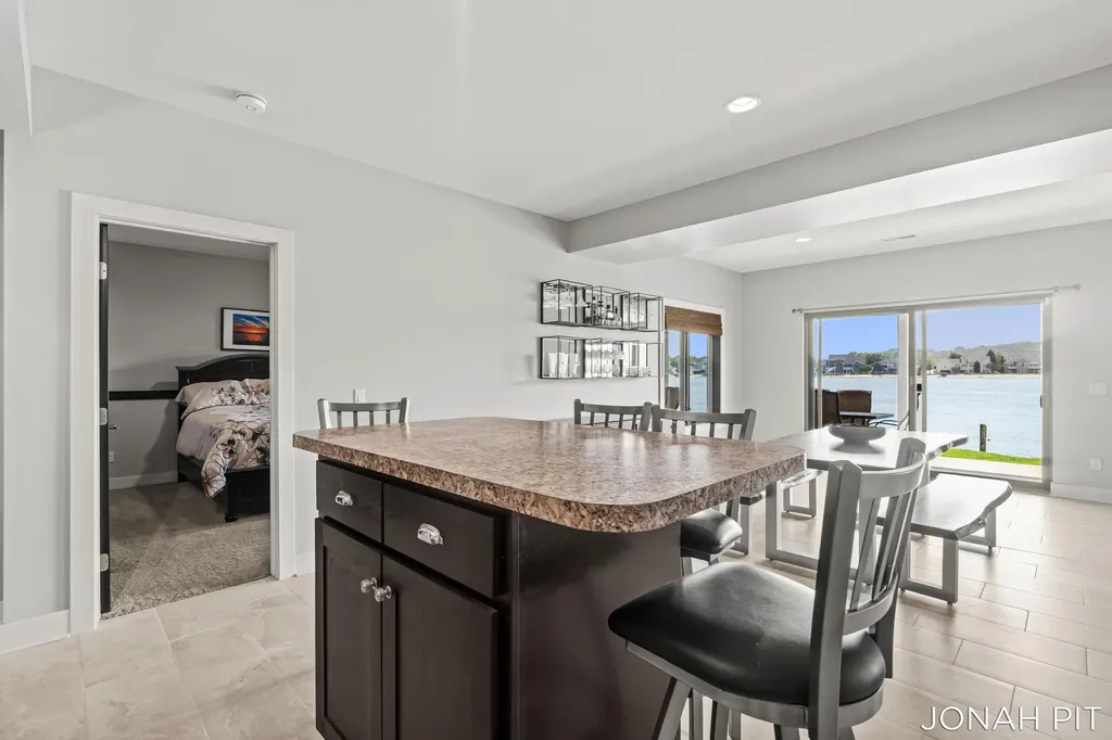 5714 Nelson Drive Georgetown Charter Township MI 49426