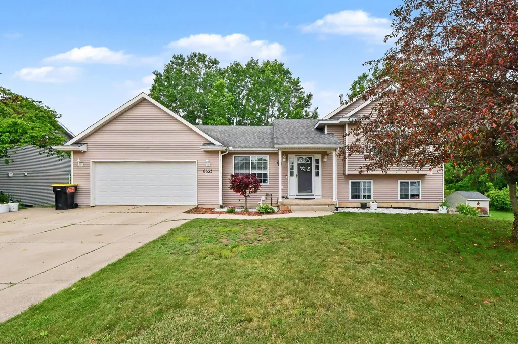 6633 Rye Grass Court SE Gaines Charter Township MI 49508
