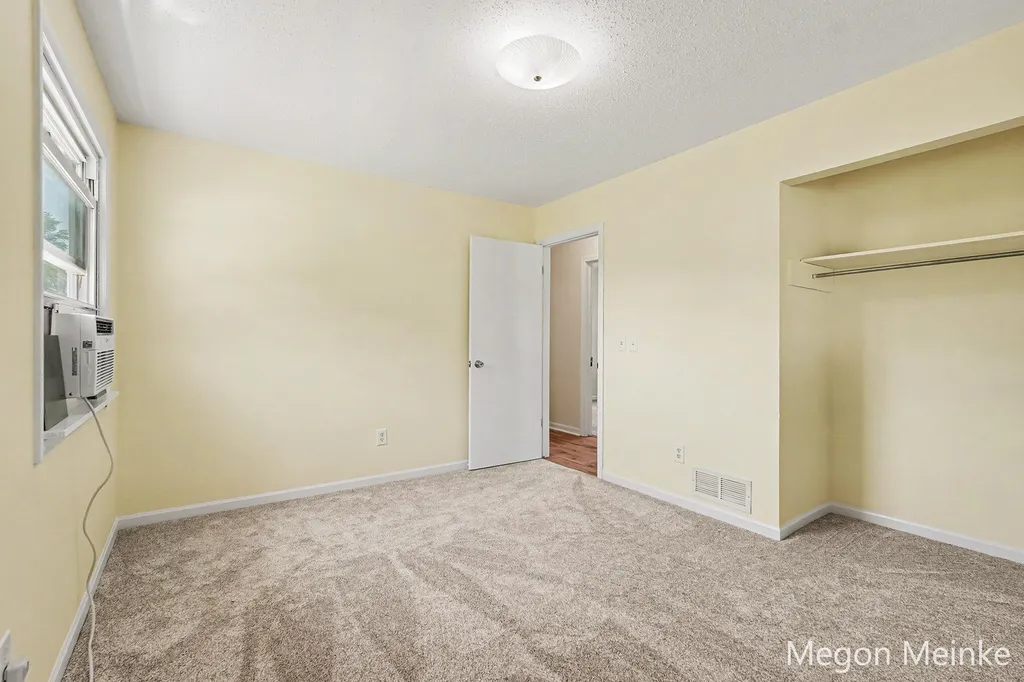 809 E Grant Street Greenville City MI 48838