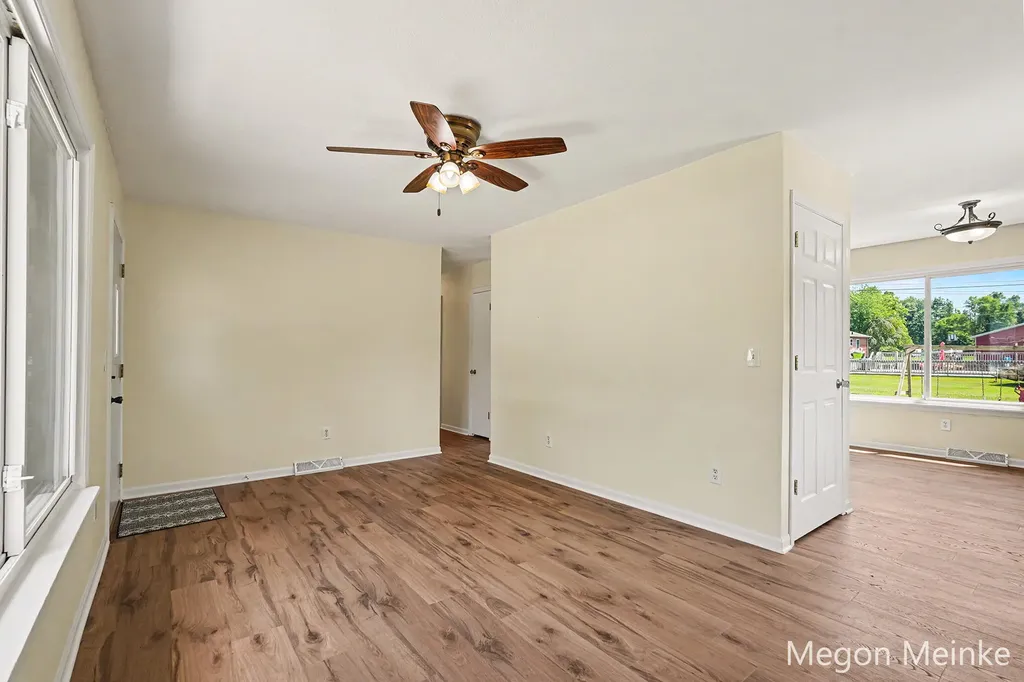 809 E Grant Street Greenville City MI 48838