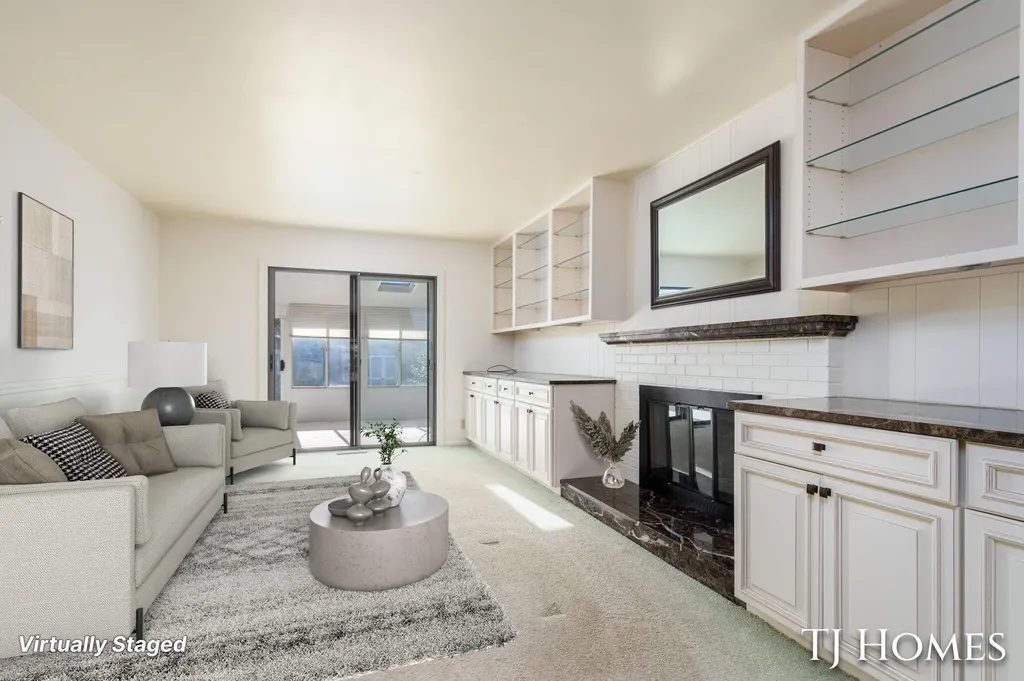 8 Wallinwood Avenue NE Grand Rapids City MI 49503