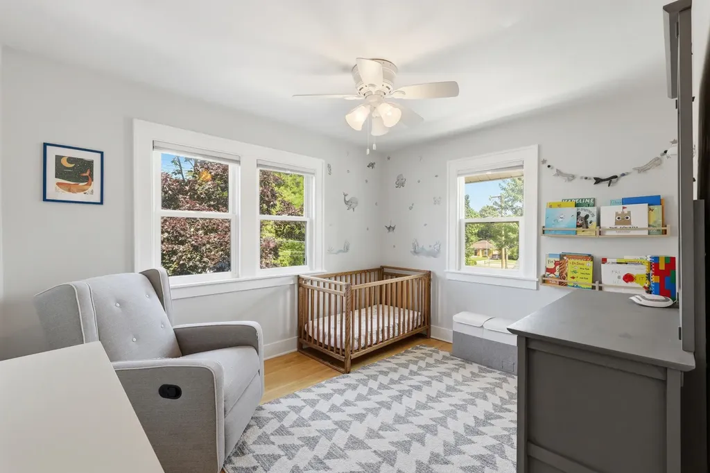 1356 Emerald Avenue NE Grand Rapids City MI 49505