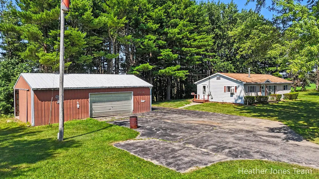 2350 Belding Road Orleans Township MI 48865