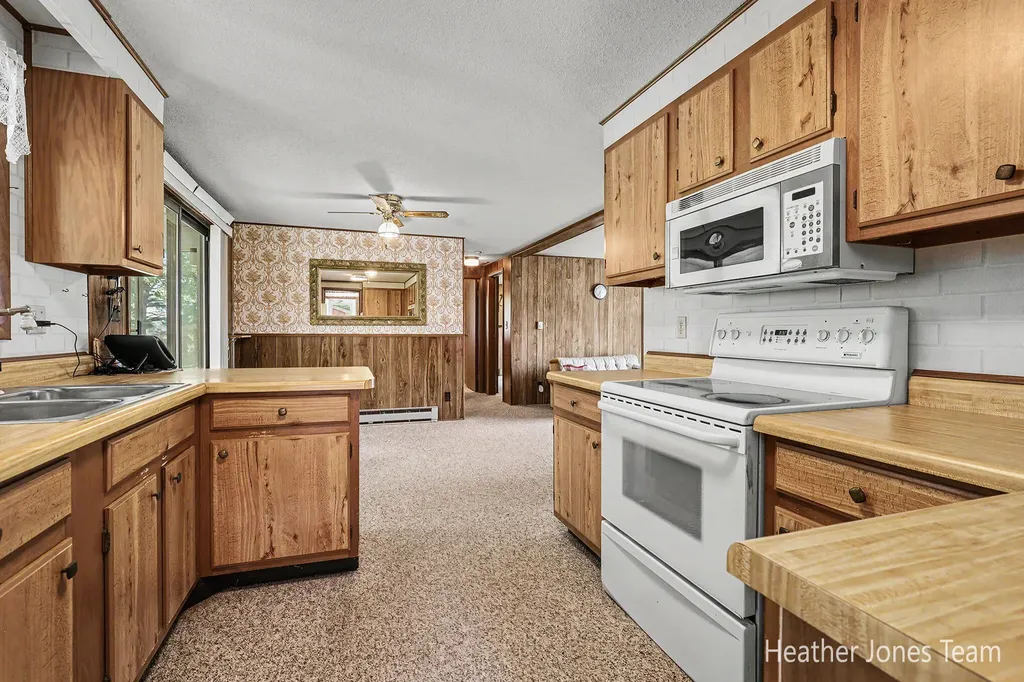 2350 Belding Road Orleans Township MI 48865