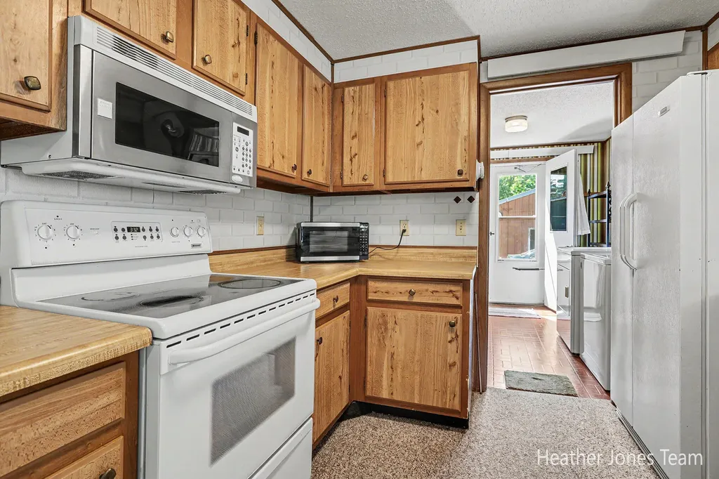 2350 Belding Road Orleans Township MI 48865