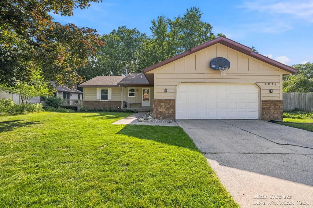 4012 Mohawk Avenue SW Grandville City MI 49418