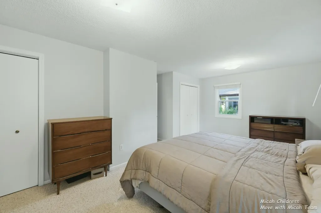 4012 Mohawk Avenue SW Grandville City MI 49418